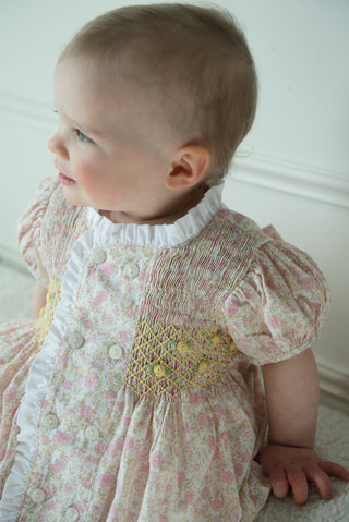 Hibicus - Yellow smocking
